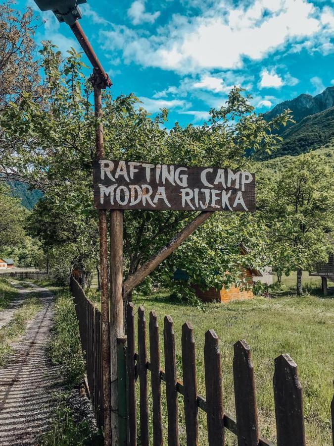 ホテル Rafting Camp Modra Rijeka Šćepan-Polje エクステリア 写真