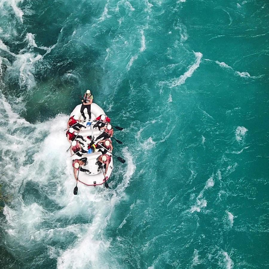 ホテル Rafting Camp Modra Rijeka Šćepan-Polje エクステリア 写真